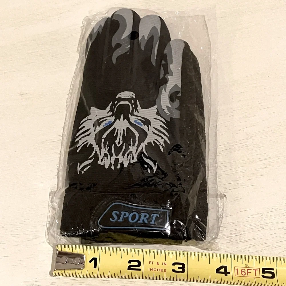 2 pair Kids sports gloves, Medium (est age 4-10 yrs)